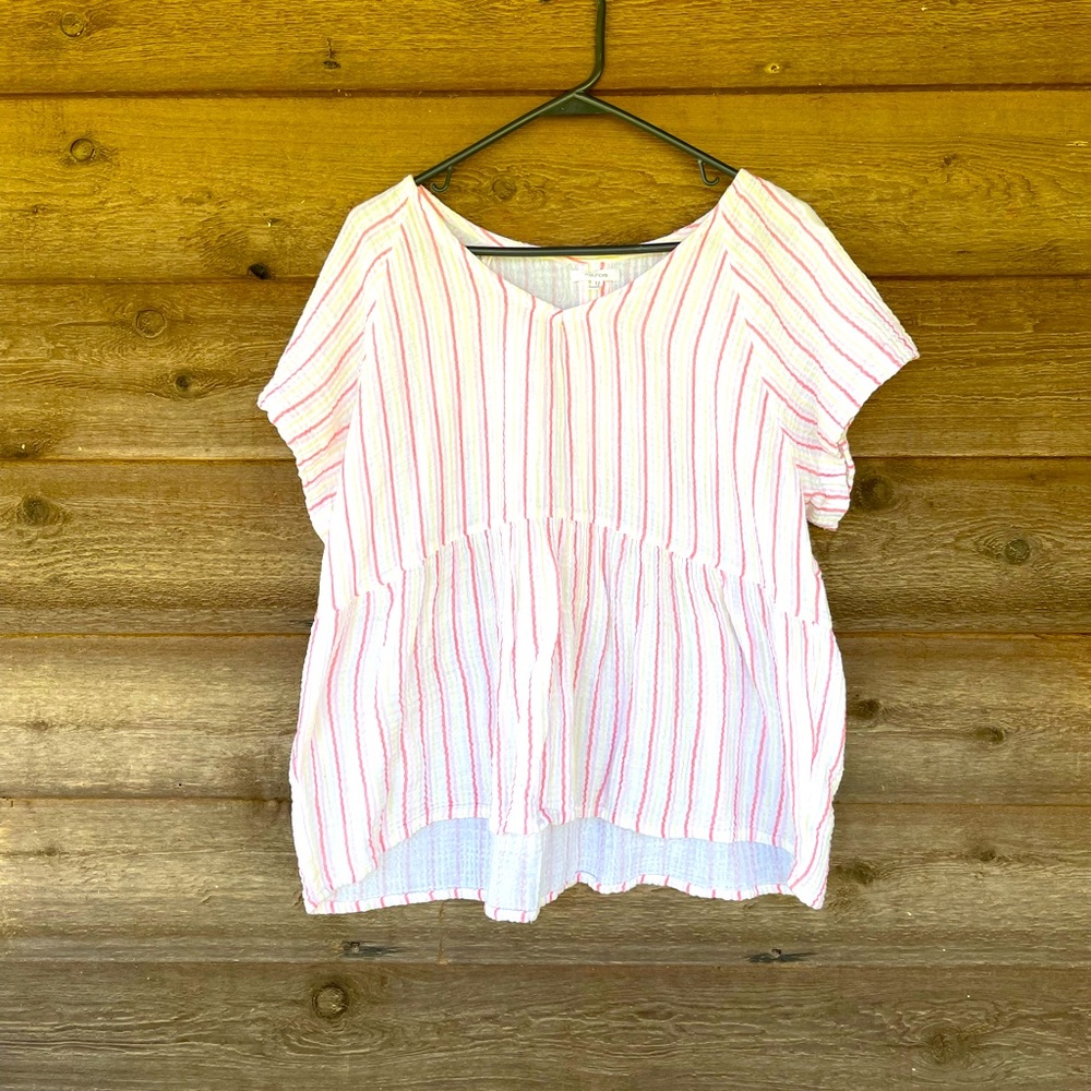 Maurice’s pink and yellow shirt